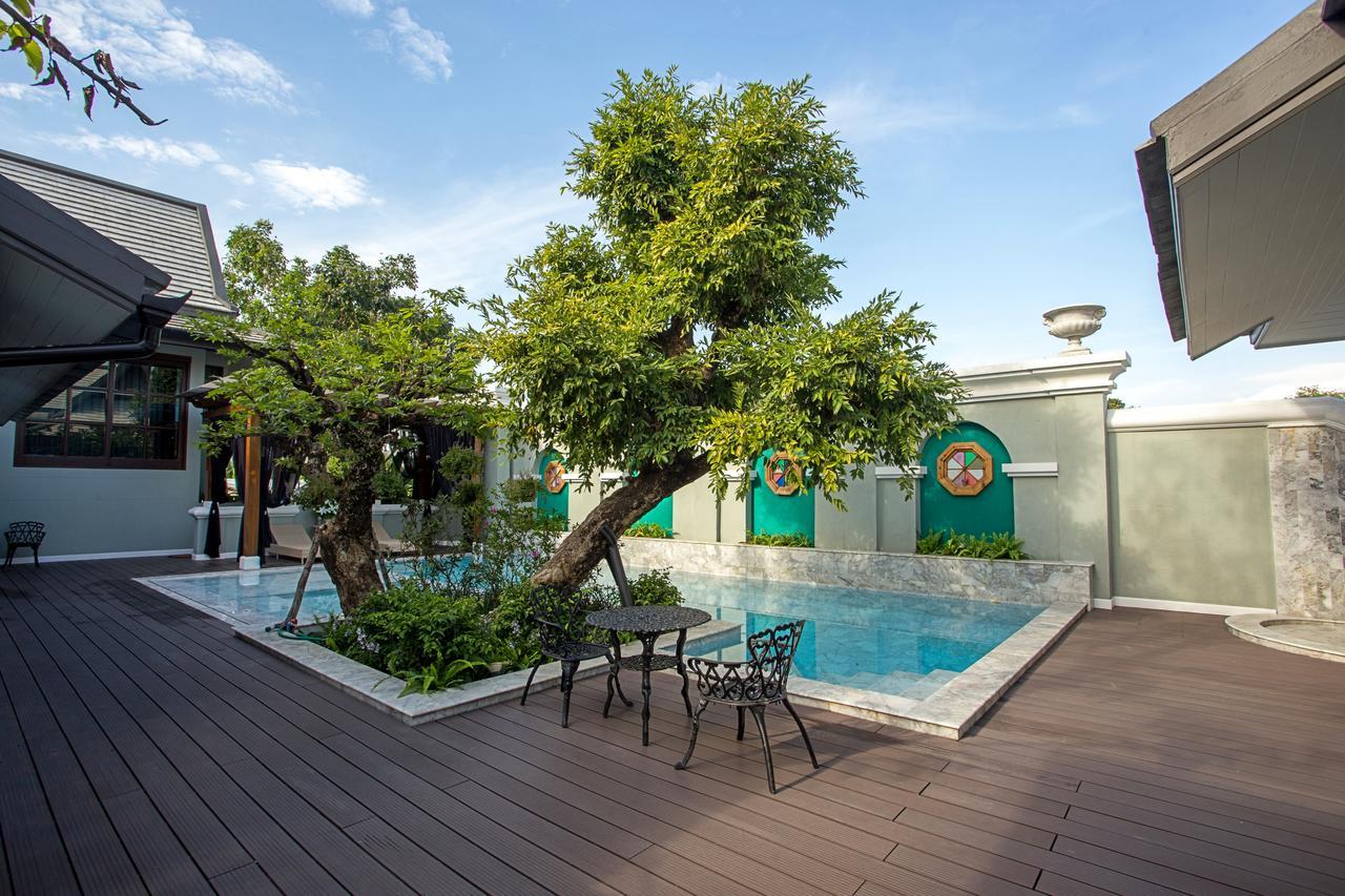 V Heritage Villa Chiang Mai Exterior foto