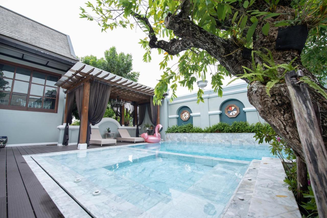 V Heritage Villa Chiang Mai Exterior foto