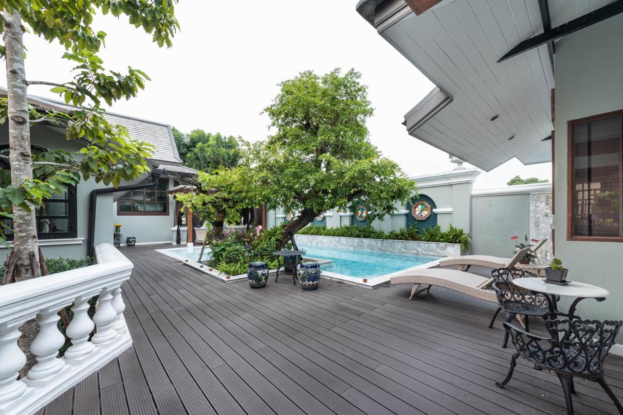 V Heritage Villa Chiang Mai Exterior foto